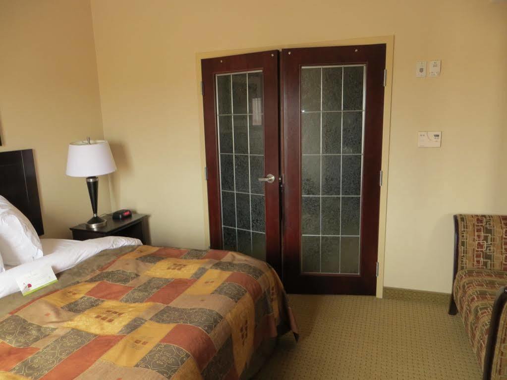 Ramada By Wyndham 3* Westlock
